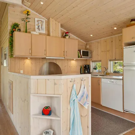 Nyaraló Stunning In With Sauna *