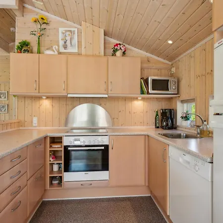 Nyaraló Stunning In With Sauna *