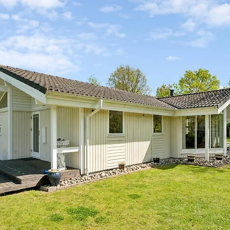 Nyaraló Stunning In With Sauna Glesborg